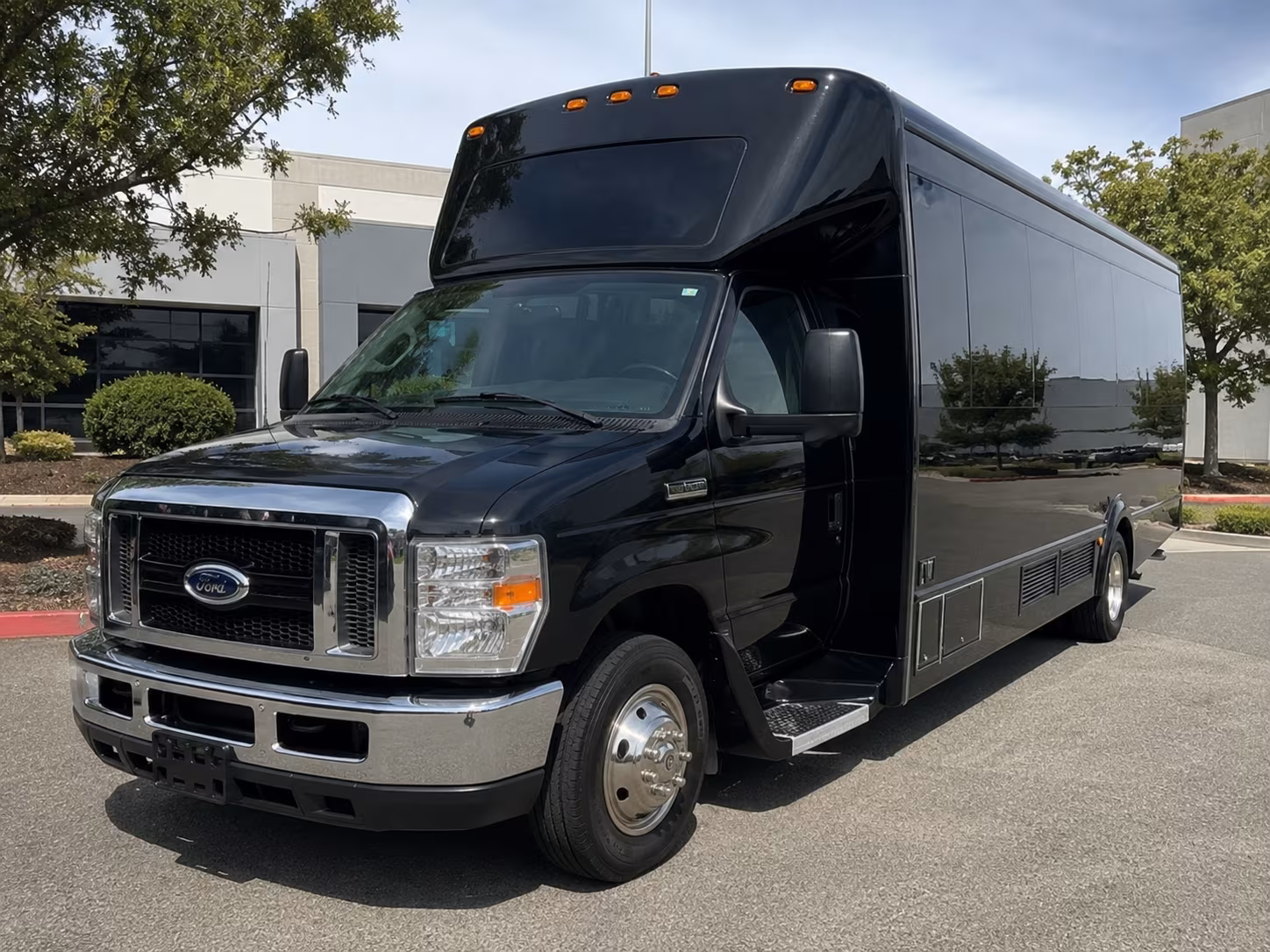 gaithersburg night on town party bus rental
