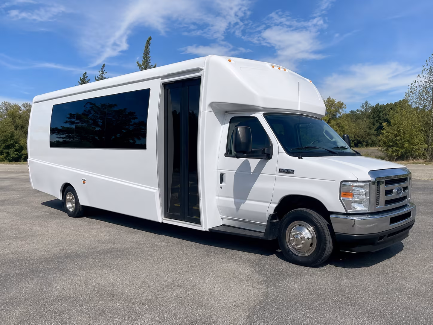 gaithersburg quinceanera sweet 16 party bus rental
