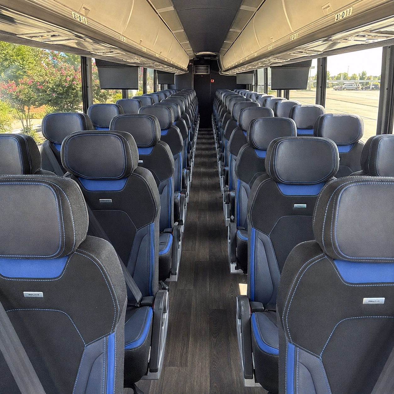 ready to compare buses for a loudoun county wine country day trip