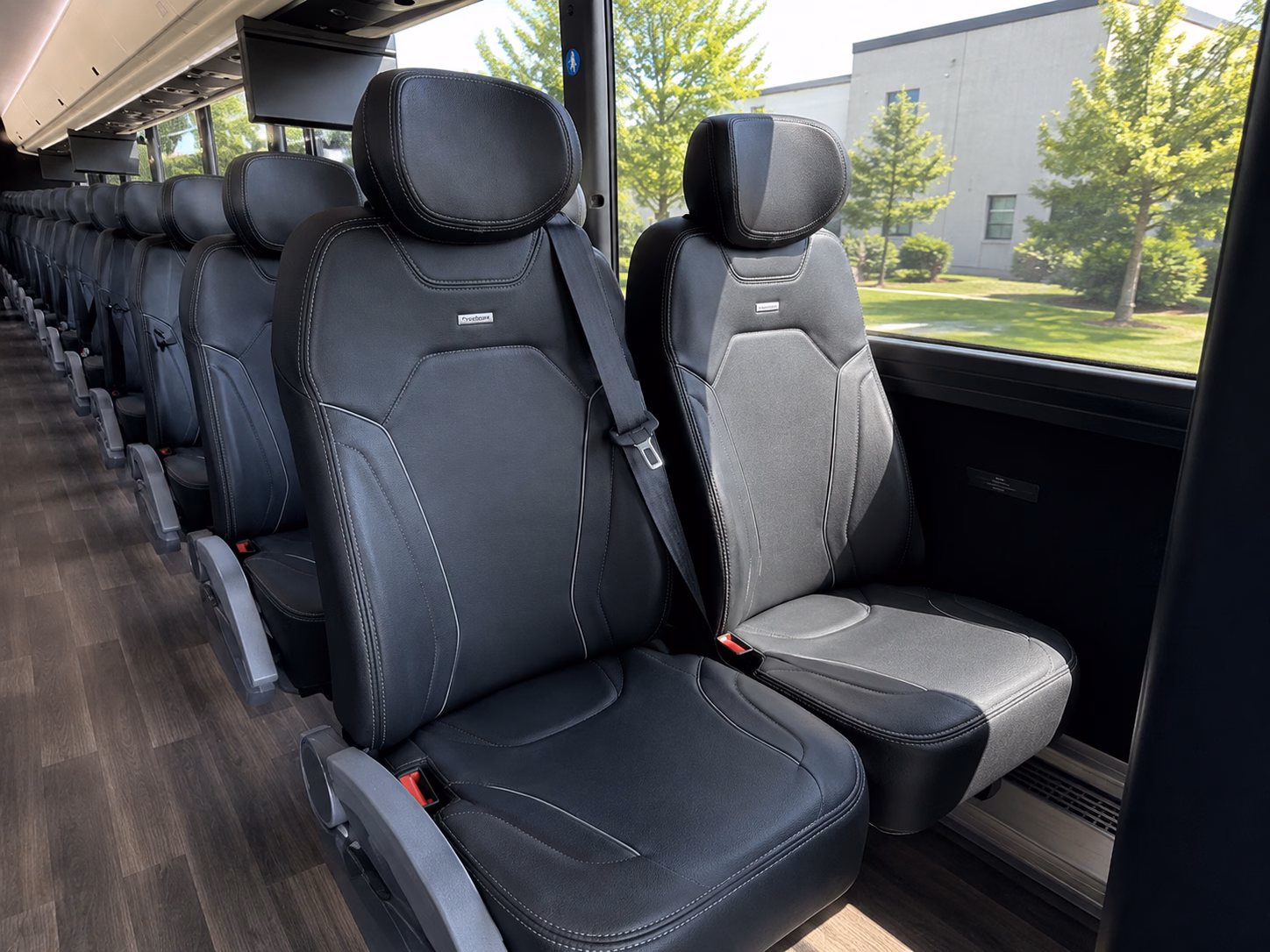 shuttle guests between gaithersburg hotels and your venue without the parking headache